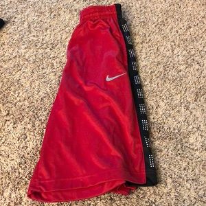 Nike Elite Basketball Shorts Men’s L